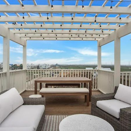 Luxury Townhome, Steps To Beach And Resort Fun! Port Aransas Exterior photo